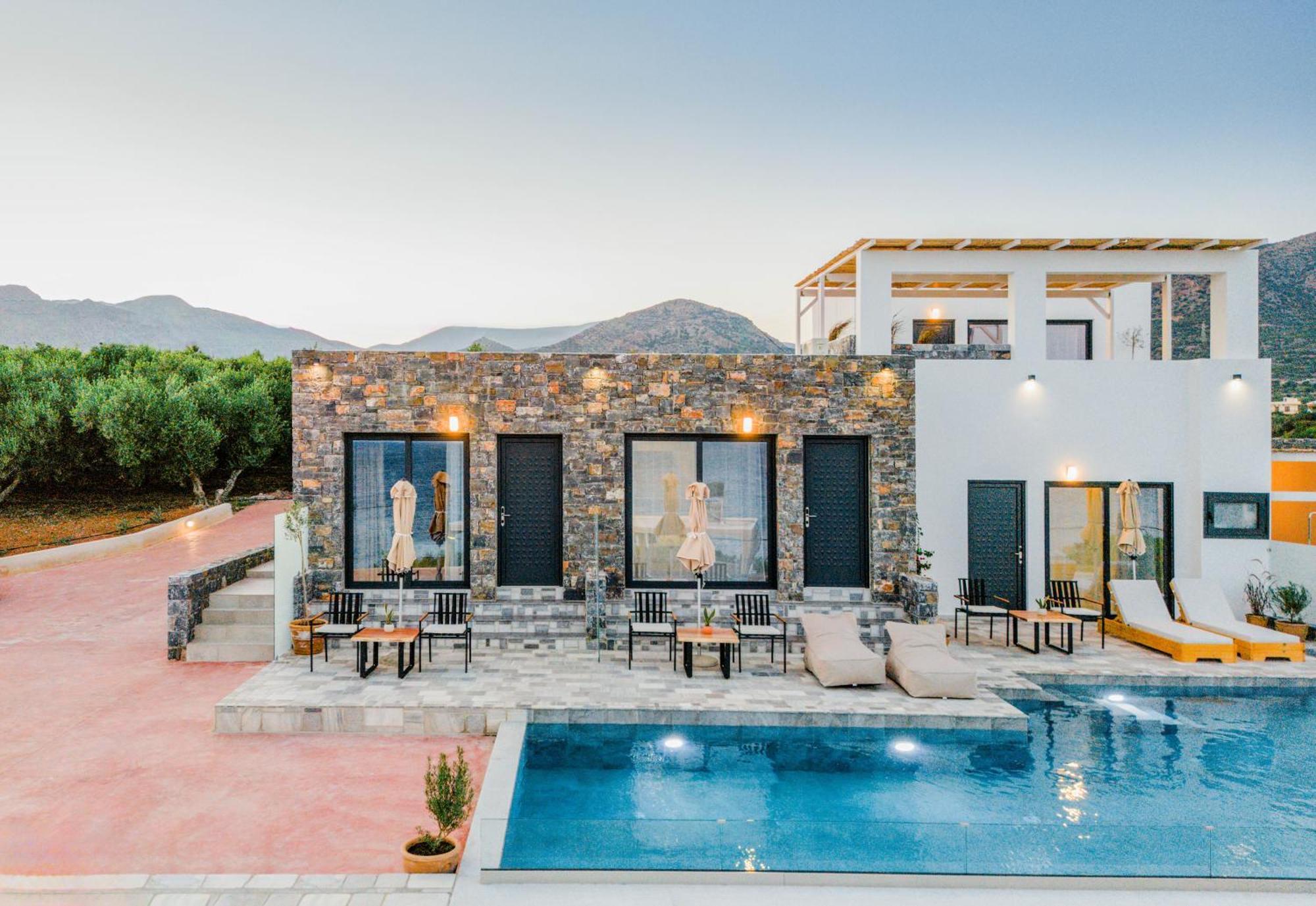 Plakakia Luxury Apartments Makrýgialos Exterior foto